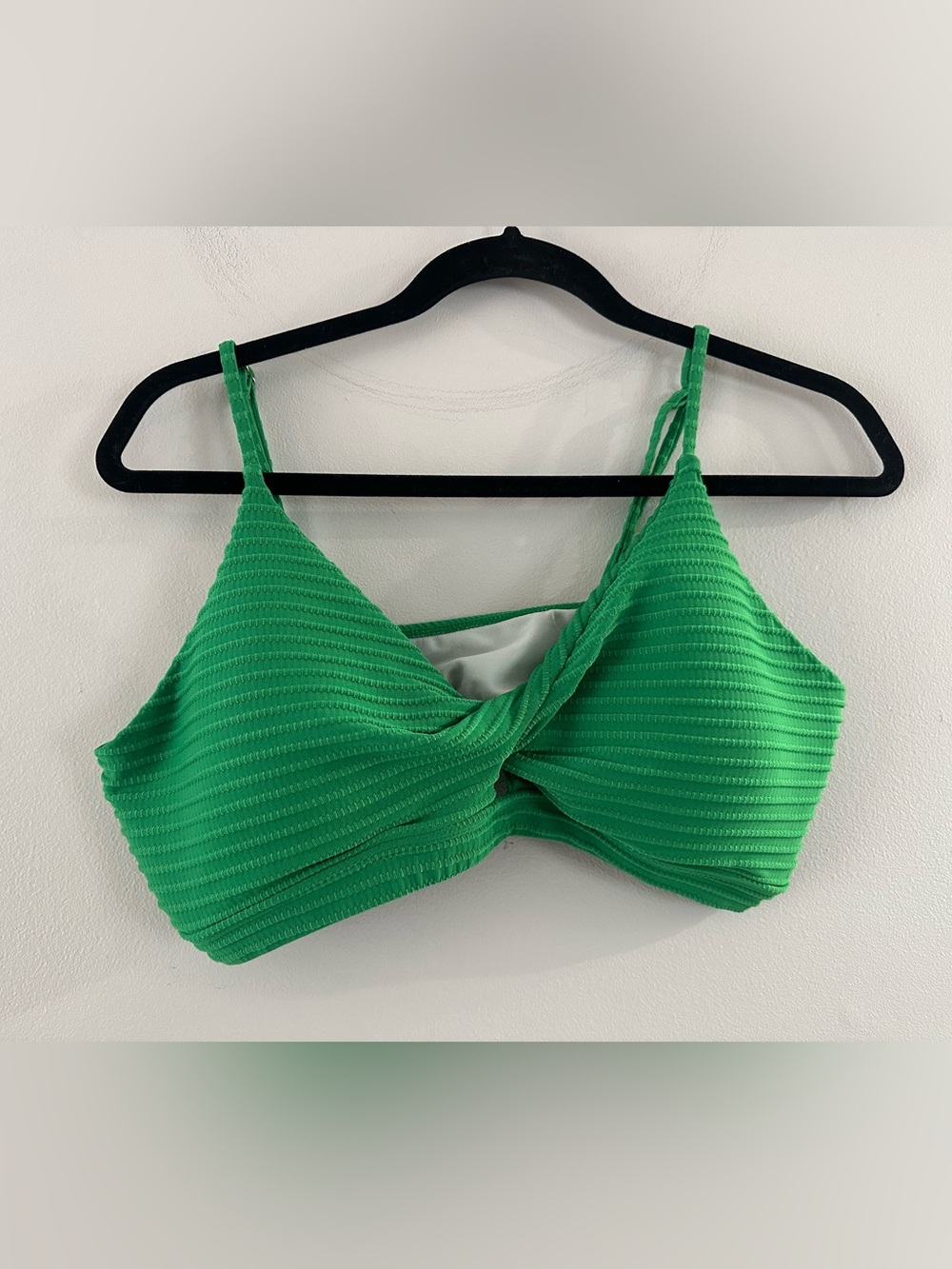 SHEIN Green Ribbed Twist Bikini Top